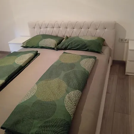 Sokak Apartman